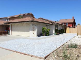 12171 Pluto Dr, Victorville, CA 92392