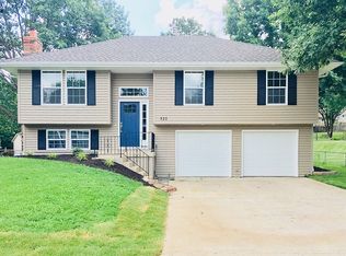 521 Vine St, Platte City, MO 64079