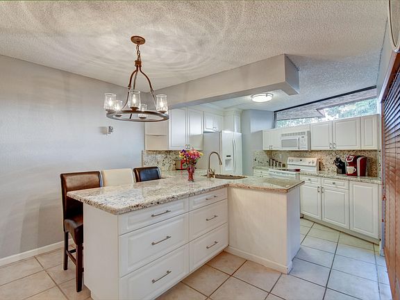 Eating area and Kitchen