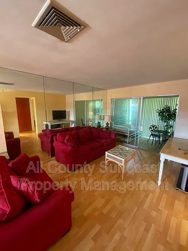 1 bed, 1.0 bath, $1,145 — Photo 4