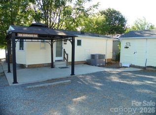 105 Dogwood Cir, New London, NC 28127
