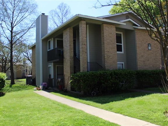 2nd image of 10616 Mellow Mdws APT 44A