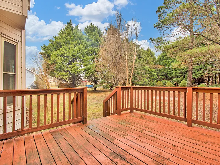 1717 Nuthatch Rd — Photo 33