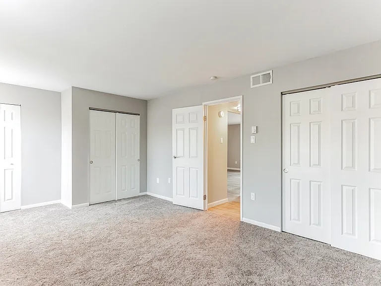 Welcome to Newpointe Apartments, where modern design meets comfort. Enjoy spacious living areas and stylish finishes that create the perfect sanctuary. Ready to find your new home? Contact us today to schedule a tour!