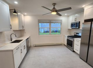 248 Pearl St APT 1, Malden, MA 02148