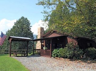 26 Vacation Dr, Whittier, NC 28789