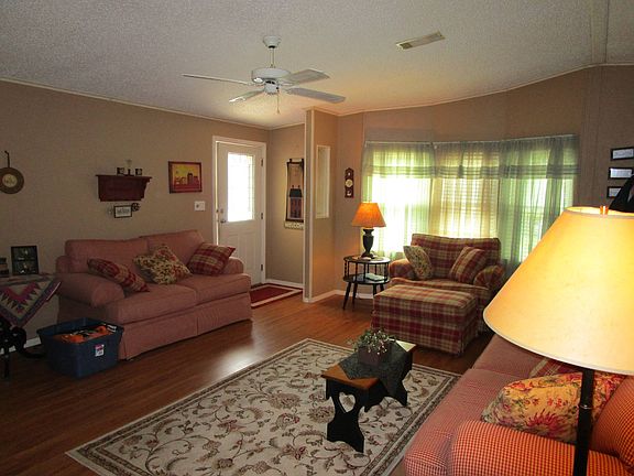 4th image of 19494 Charleston Cir