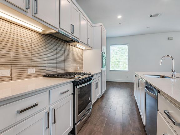 5th image of 1771 McCoy St Suite 303