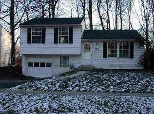 4245 Foxchapel Rd, Toledo, OH 43607