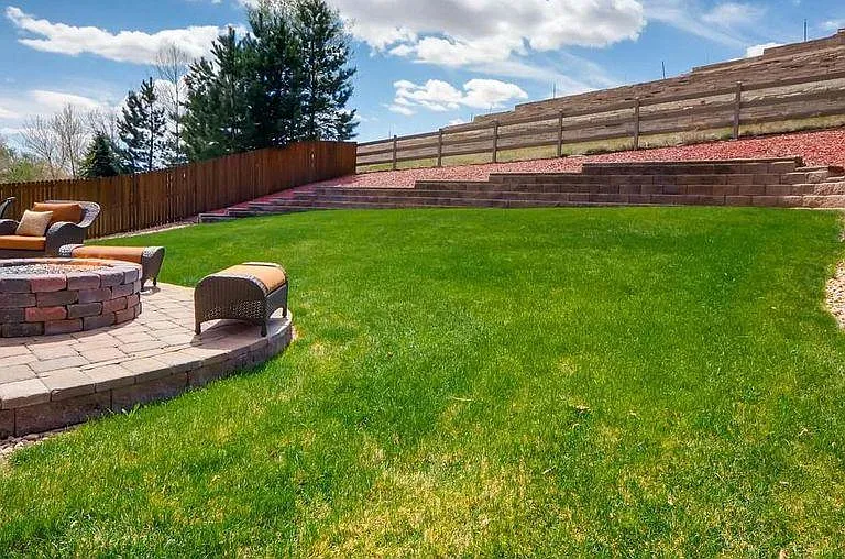 10382 Nottingham Dr — Photo 4