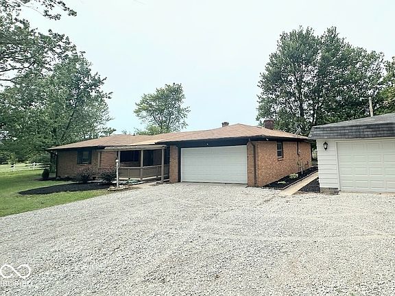 3rd image of 3383 S State Road 47