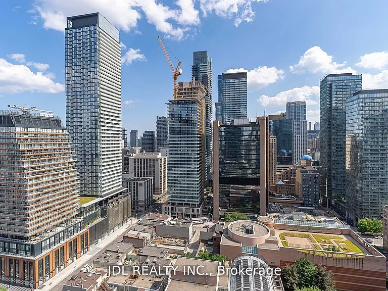 11 Wellesley St W #2105 — Photo 16