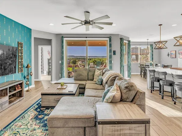 485 N White Clover Ln, Sahuarita, AZ 85629