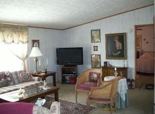 1015 E Shaffer Rd, Hope, MI 48628