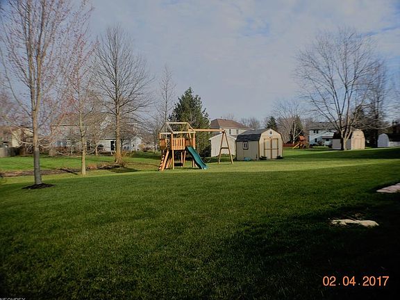 5th image of 18948 Laurell Cir