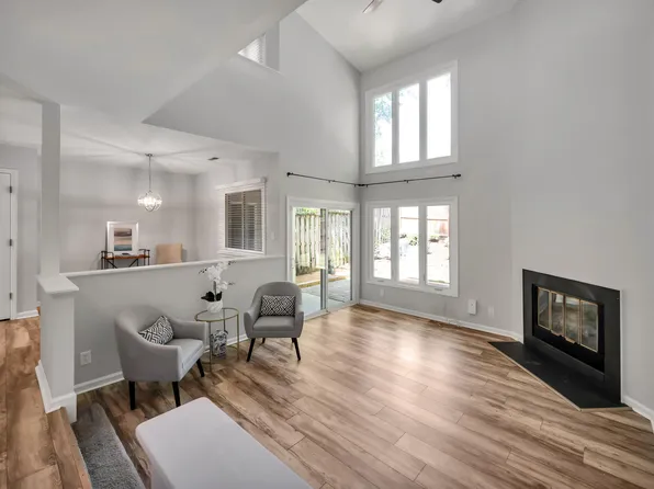 4225 Pin Oak Dr, Durham, NC 27707