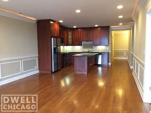 5th image of 2900 W Belmont Ave #401