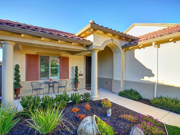 3rd image of 3558 Rosecrest Cir