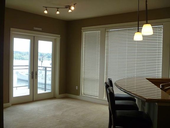 3rd image of 400 Washington Ave Unit 304