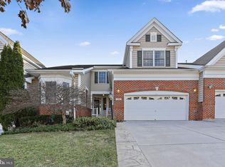 702 Hidden Bluff Cir, Catonsville, MD 21228
