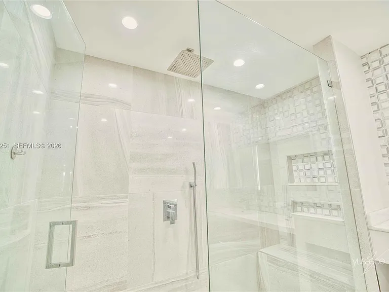 15151 NW 6th Ct — Photo 28