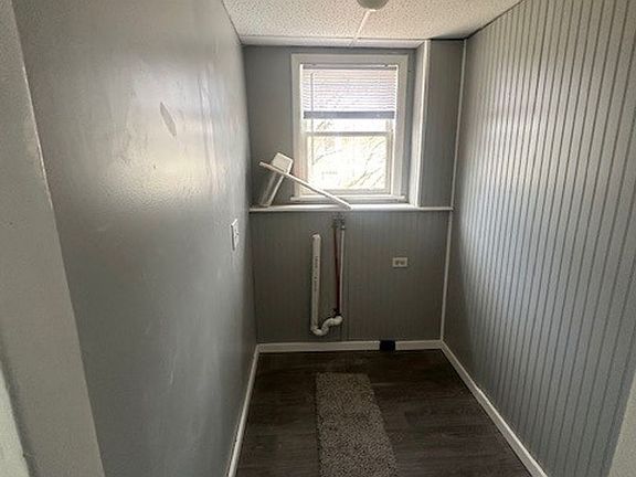 3rd image of 229 N 9th St