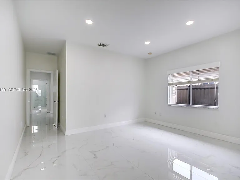 15548 SW 19th Ln — Photo 14
