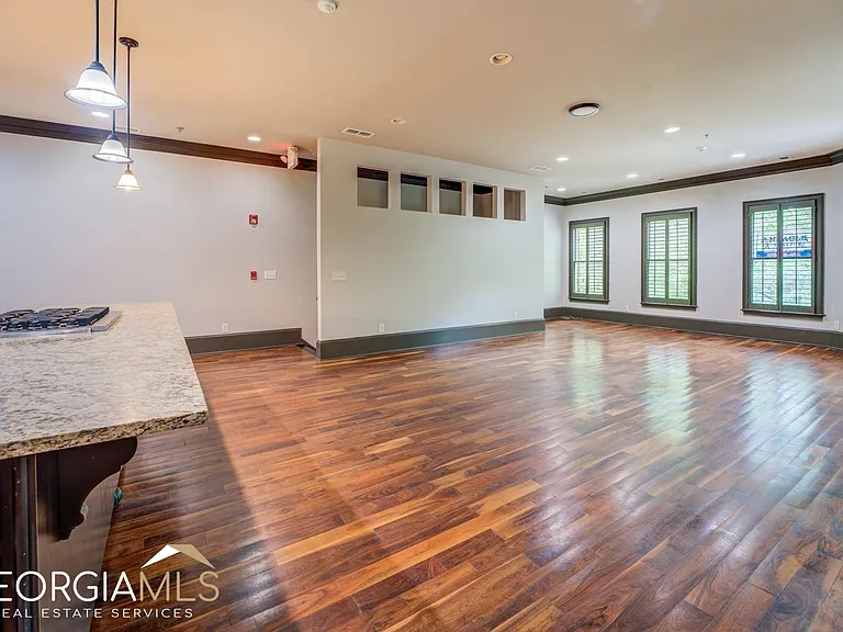 4173 Raphael St SW — Photo 6