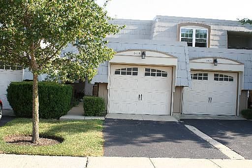 2nd image of 647 Dauphine Ct