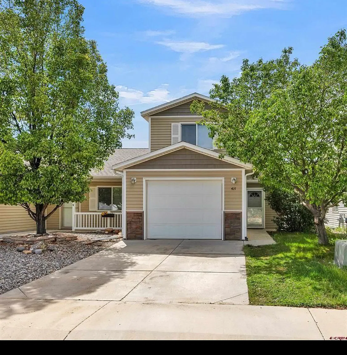 3 bed, 2.5 bath, 1457 sqft, $2,000 — Photo 1