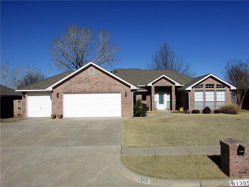 1st image of 1305 Broone Dr