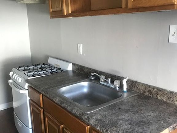 2nd image of 2315 E Ann St Floor 1