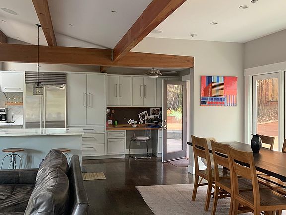 3rd image of 20 Olive Ave