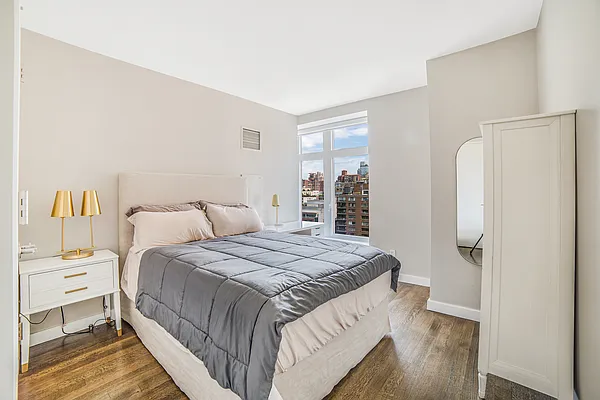 Rented by New York Costa Group Inc. | media 31