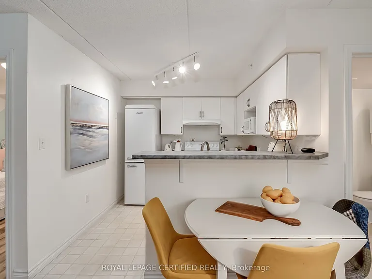 1350 Main St E #308 — Photo 20