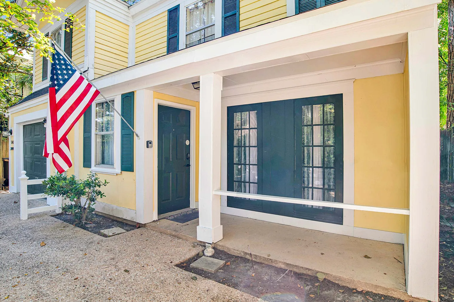 3 bed, 2.0 bath, 1420 sqft, $2,928 — Photo 4