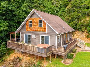 1025 Sampson Rd, Lenoir, NC 28645