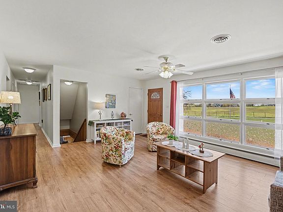 3rd image of 3808 Perry Hall Rd