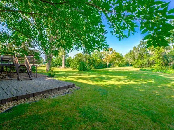 8117 Sierra Pkwy, Brooklyn Park, MN 55444
