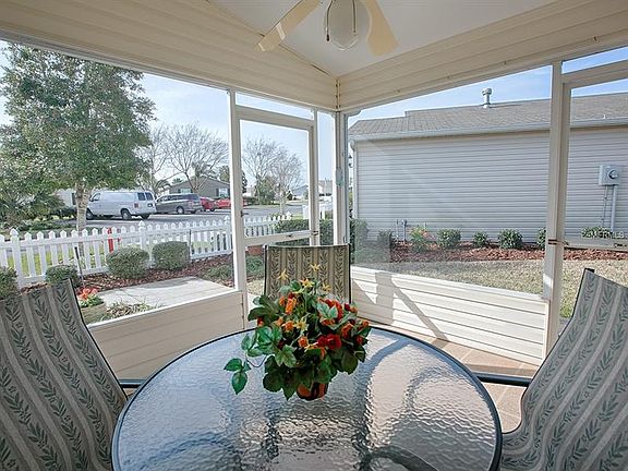 5th image of 2921 Barboza Dr