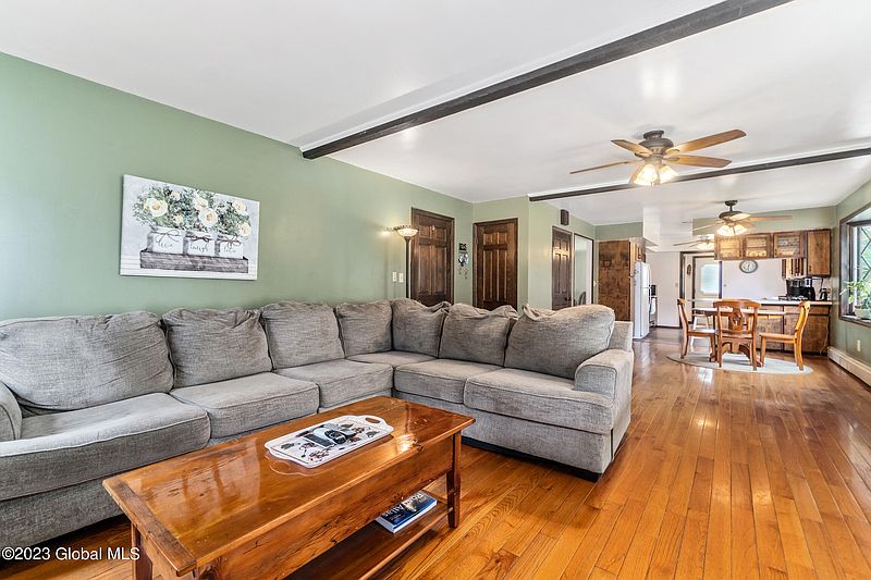 5th image of 26 Mountain View Drive