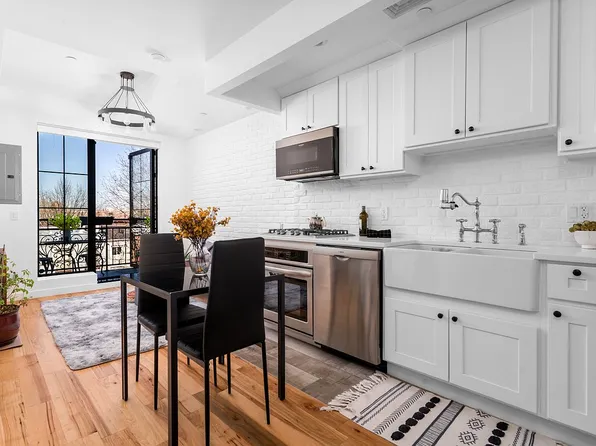 577 Madison St #4B, Brooklyn, NY 11221