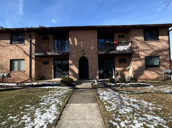 612 N Shady Retreat Rd APT 14, Doylestown, PA 18901