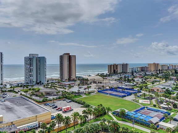 3rd image of 1 Oceans West Blvd APT 16B6