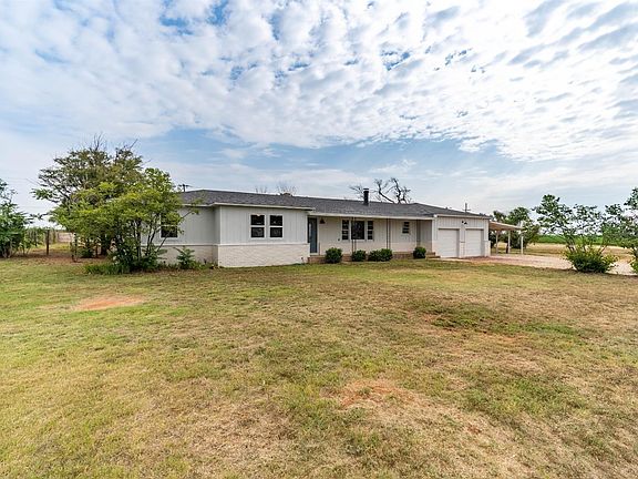3rd image of 3410 Farm Road 1294