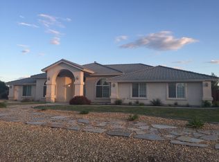 19589 Oneida Rd, Apple Valley, CA 92307