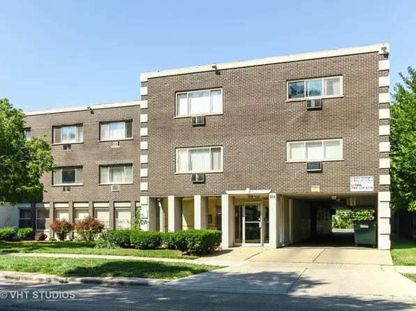 914 N Austin Blvd APT B4, Oak Park, IL 60302