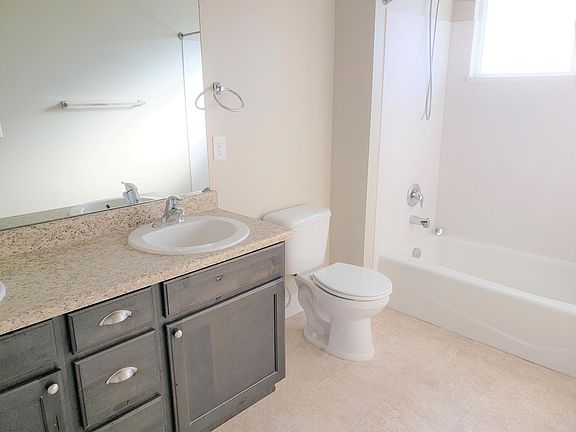 5th image of 3148 W Prairie Grass Dr