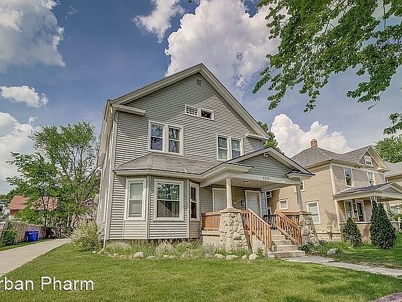 2nd image of 1213 Sherman St SE #2
