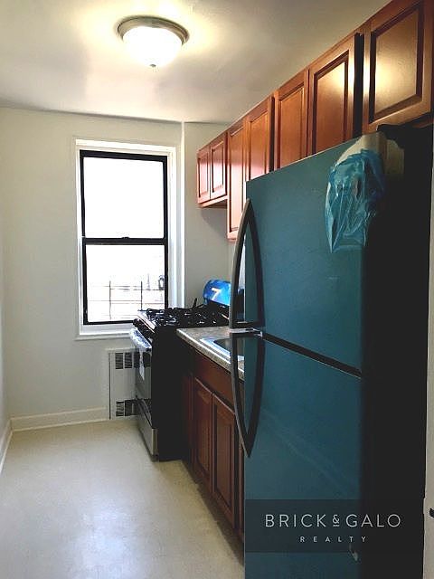 1st image of 555 E 21st St APT 5D